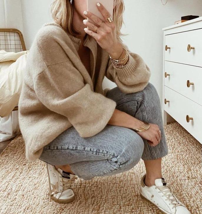 Oversized Buttoned Cardigan